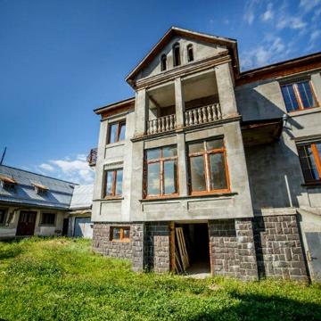 продам дом + участок с.Поляна (Свалявский район)
