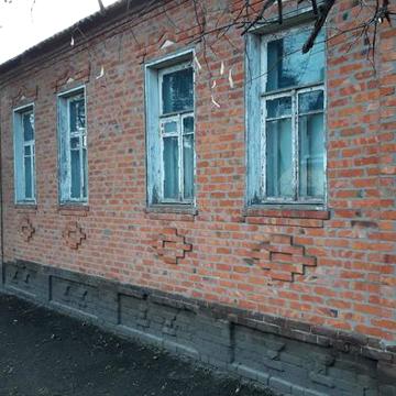 Хозяин. Продам свой дом Мерефа тихий центр и ж/д вокзал