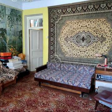 2-х комнатная квартира "сталинка" ул.Набережная центр обкомовские дома