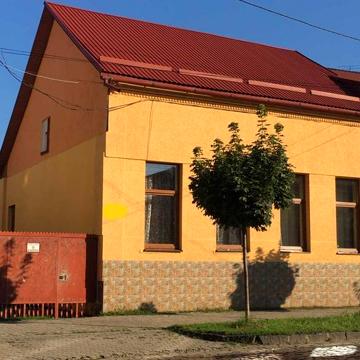Продам напівособняк