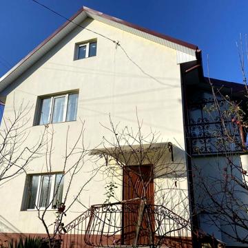 Продам будинок з садом по вул. Краматорській (р-н Цецино), т-во «Рута»