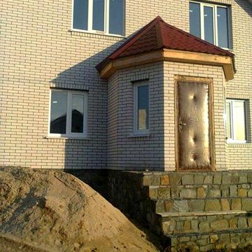 Продається недобудований будинок з гаражем та літньою кухнею...