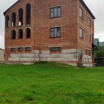 Продам будинок в місті Радехів Львівської області