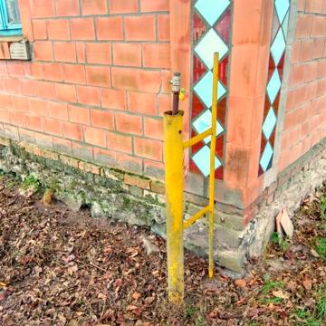 Цегляний будинок в с. Постійне (15 сот), Костопільський р-й, Рівн. обл