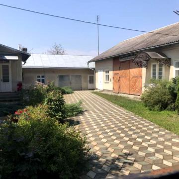 Продаж Будинку , (Господарство с.Верхні Станівці Кіцманського р-н)