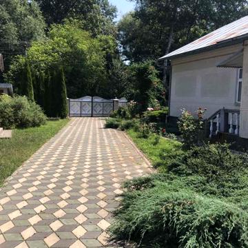 Продаж Будинку , (Господарство с.Верхні Станівці Кіцманського р-н)