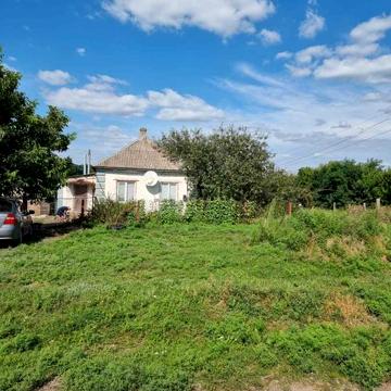 Продам дом, земля под бизнесс, дом за городом, приватизированная земля