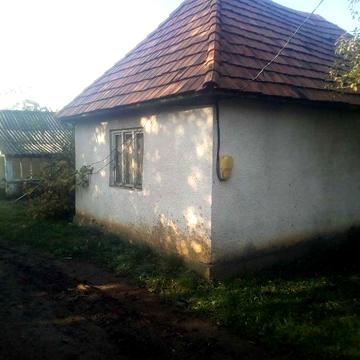 ТЕРМІНОВО! Житловий будинок та 2 зем. ділянки в с. Осій Хустського р-н