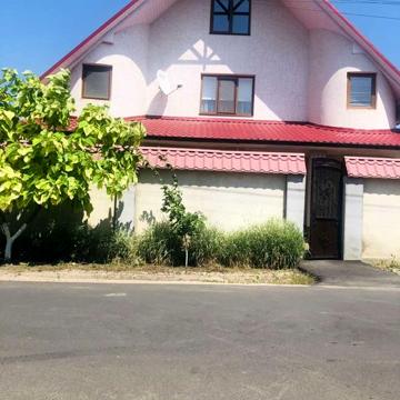 Продам современный дом на тихой улице
