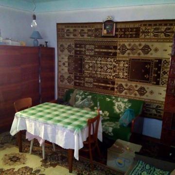 Продається половина будинку