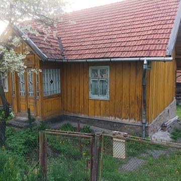 Будинок м. Хирів з ділянкою 0.5 га