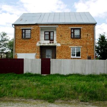 Продам будинок біля річки