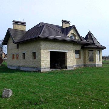 Особняк у селі Ременів