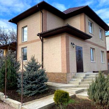 Продам дом на Гребном канале !