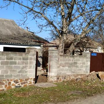 Продається газифікований будинок у м. Тальне, вул. Замкова, 75