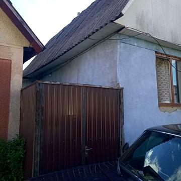 Продам будинок в центрі міста
