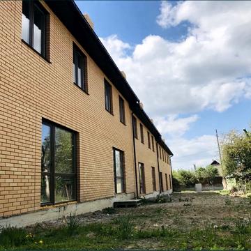 Таунхаус в Городе по Хорошей цене