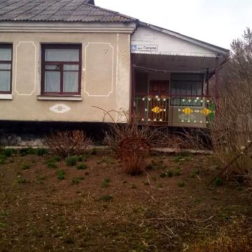 Будинок в смт Білогіря