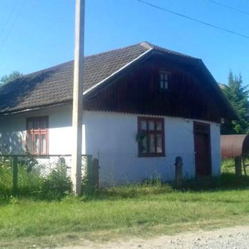 Деревяний будинок у с. Гірне з можливістью обміну на авто .