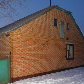 Будинок у Чутовому в районі нової забудови за Молодіжною.