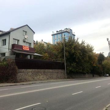 Сдам частный дом Старонаводницкая Печерск. ФАСАД. Бизнес