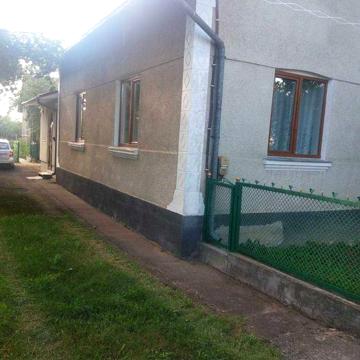 Продається будинок смт. Гніздичів