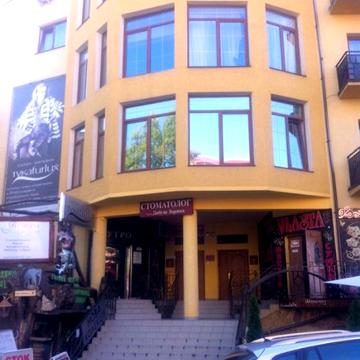 Трускавець Центр 1-к квартира 33,7 м вул Суховоля біля бювету та Весни