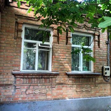 Продаж будинків/ нерухомість