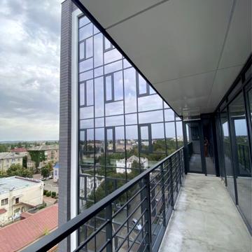 Продам 3 комн. кв. в центре города с видом на Приднепровский парк