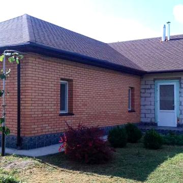 Продається чудовий будинок з великою присадибною ділянкою, 200км Київ