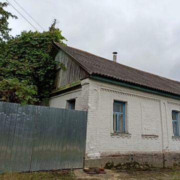 Продам дом Путивль. 5 минут до центра города. Срочно!!!