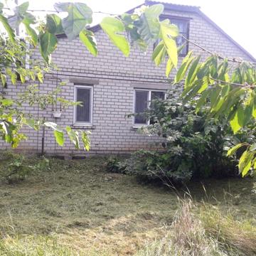 Продам будинок із земельною ділянкою