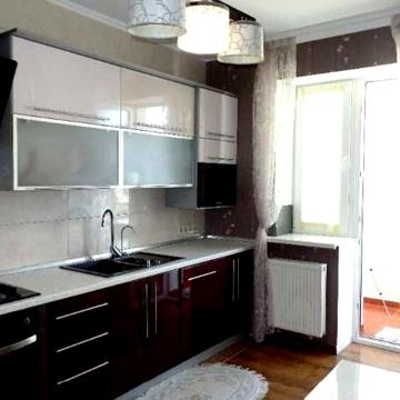 Продається двокімнатна квартира на Словянці