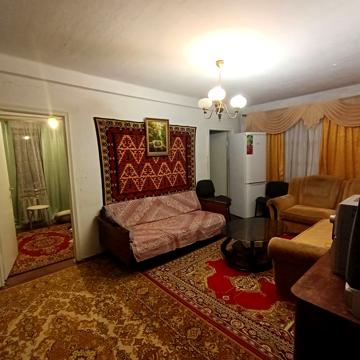 Продам 3х комнатную квартиру ЮТЗ Молодогвардейская 4этаж 5 эт дома
