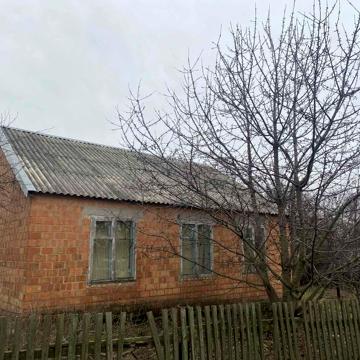 Продаю свій будинок,кирпич-ракушняк  !