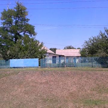 Пирятин дом, будинок, участок, земля газ, вода в будинку