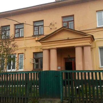 Продажа трех-комнатной квартиры в г.Золотоноша Черкасской области