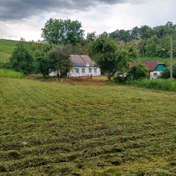 Продам будинок в селі Мельники Черкаська обл Канівський район