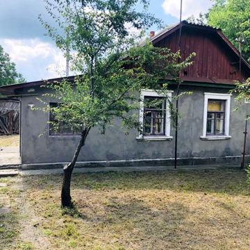 Продам частину будинку в місті Малин, вулиця Грушевського