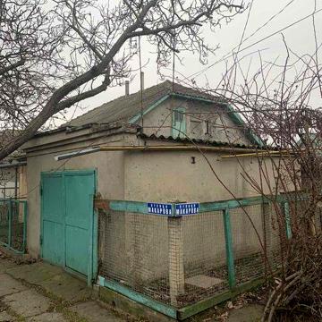 Продается пол дома по ул.Макарова