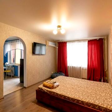 Уютная квартира недалеко от Dream Town