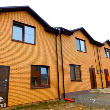 Продам 2 поверховий таунхаус в районі Агрономічне