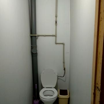 Продам квартиру в центре на 1м этаже,берёзовый сквер, р-н Юр.академии ЖК 2 жк