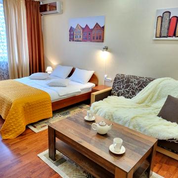 Комфортабельная однокомнатная квартира в классическом стиле