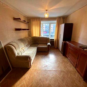 Терміново!!!Продам кімнату на Виставці за 11500$! Низ ринку!