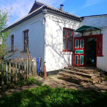 Продам будинок с.Городецьке з великим садком та городом