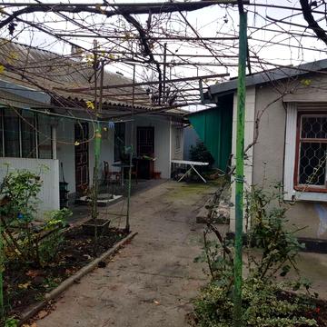 Продам дом  в Одессе берег морского залива