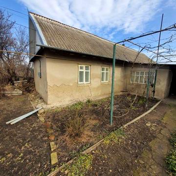 Продам 2 дома в центре