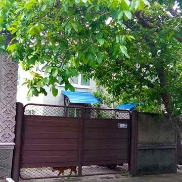 Продаю двоповерховий будинок