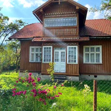 Продається будинок в Карпатах